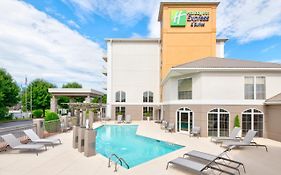 Holiday Inn Express & Suites Asheville Sw - Outlet Ctr Area By Ihg